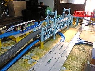 本来の使い方で配置したプラロード大鉄橋